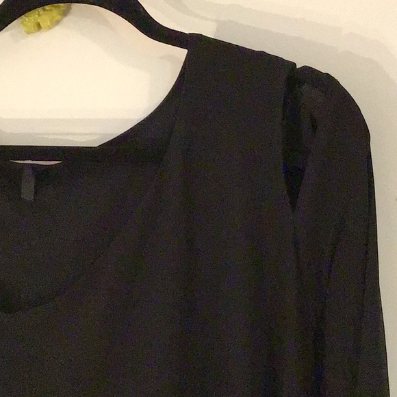 Black top - Picture 3 of 3